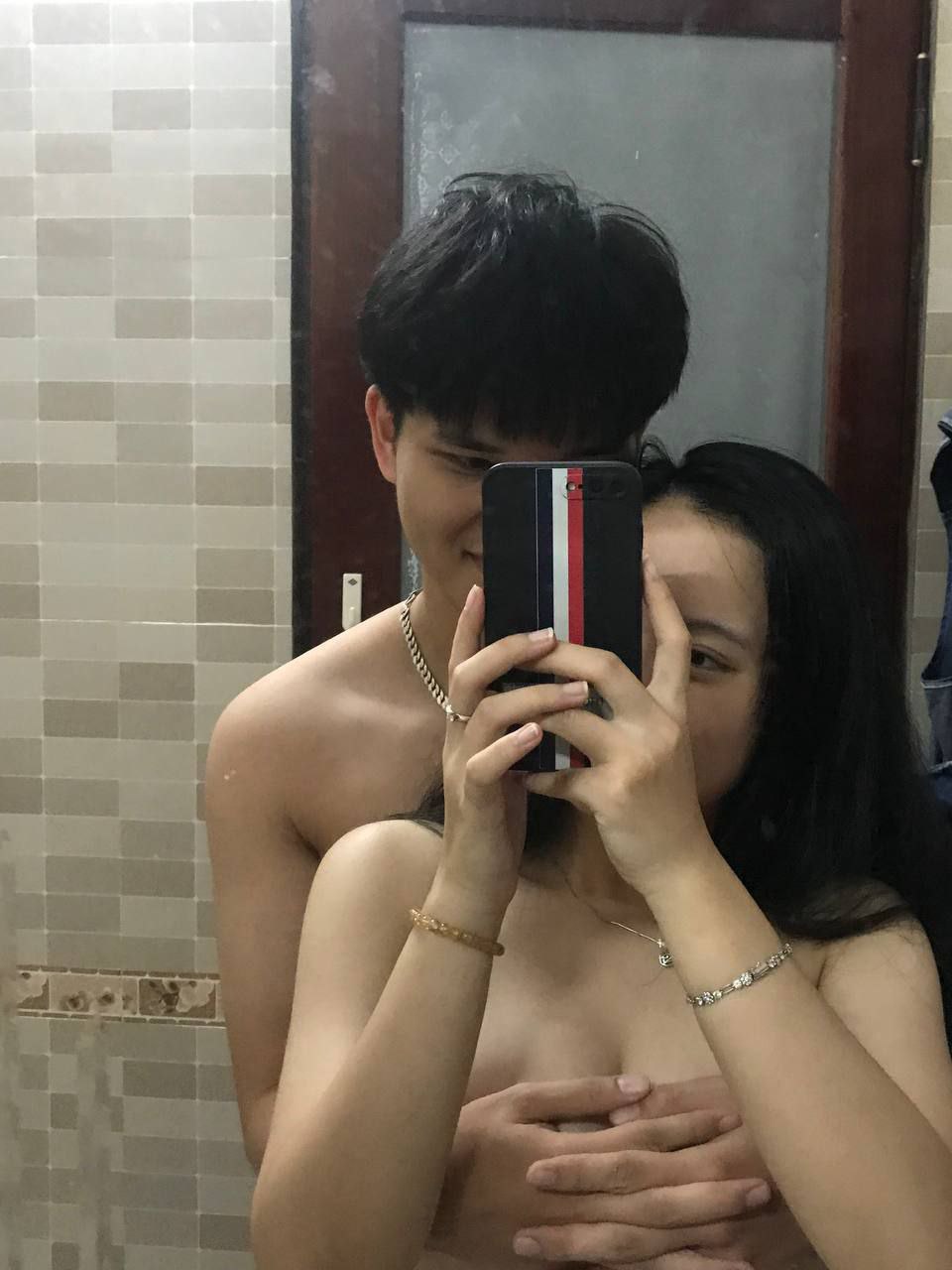 Chuyện tình với chị đồng nghiệp có cuộc hôn nhân tan vỡ